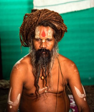NASHIK, INDIA, 27 Ağustos 2015: Kumbh Mela 'daki kutsal adam Hindu sadhu' nun portresi