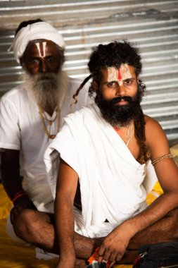 NASHIK, INDIA, 27 Ağustos 2015: Kumbh Mela 'daki kutsal adam Hindu sadhu' nun portresi