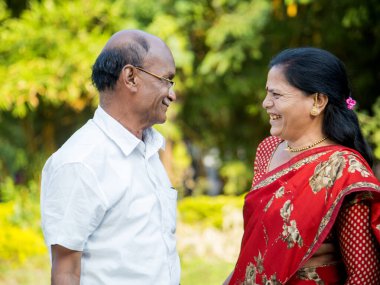 Açık Asya kıdemli çifte