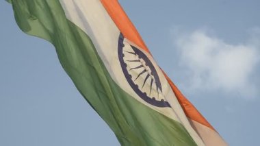 Üç renkli dalgalı Hint bayrağının yakın plan çekimi..
