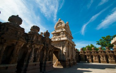 Kailash Nath Shiva Tapınağı, Kanchipuram, Tamil Nadu, 8. yüzyıl, Kailasanatha tapınağı Kanchipuram 'ın en eski tapınağıdır.
