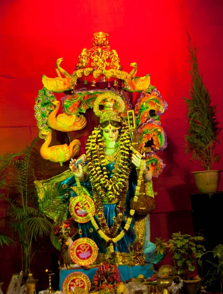 Hindistan 'daki Tanrıça Durga idolü..