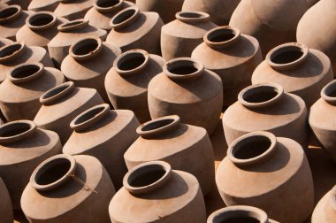 Hindistan 'daki kil saksılarının arka planı.