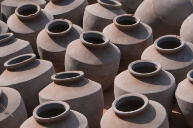 Hindistan 'daki kil saksılarının arka planı.