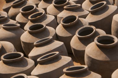 Hindistan 'daki kil saksılarının arka planı.