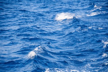 Itimad ud Daulah ya da Baby Taj Agra Hindistan 'da. Babür mozolesi genellikle mücevher kutusu olarak tanımlanır, bazen Bebek Taj olarak da adlandırılır, Itimad ud Daulah 'ın mezarı.