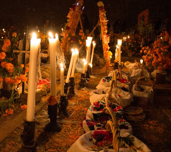 Ziua Morților Noaptea Cimitirul Din Janitzio Michoacan Mexic Decoratiuni Traditionale — Fotografie, imagine de stoc