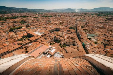Duomo, Santa Maria del Fiore, Floransa İtalya 'dan Orta Floransa' nın Terracotta çatılarının havadan görünüşü