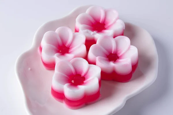 Red flower-shaped coconut milk jelly