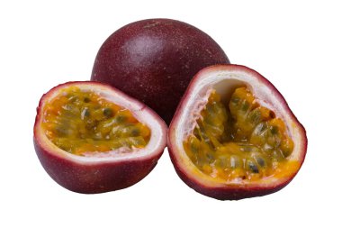 Beyaz arka planda tutku meyvesi