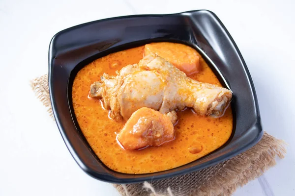 Pollo Mussaman Curry Tazas Negras — Foto de Stock