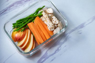 Elma, Havuç, Tavuk Göğüs, Sağlıklı Temiz Yemek