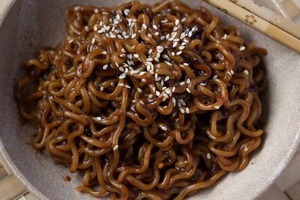 Jajangmyeon Tagliatelle Istantanee Coreane Con Salsa Nera — Foto Stock