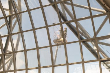 İnsanlar dışında Havaalanı windows Temizleme