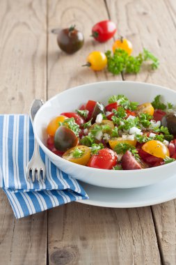 taze domates salatası