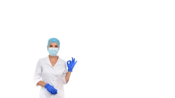 Médico Enfermera Para Sobre Fondo Blanco Aislado Con Una Máscara — Foto de Stock