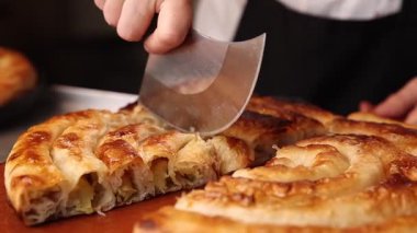 Bir Avrupa restoranında lezzetli yemekler. Yakın plan.