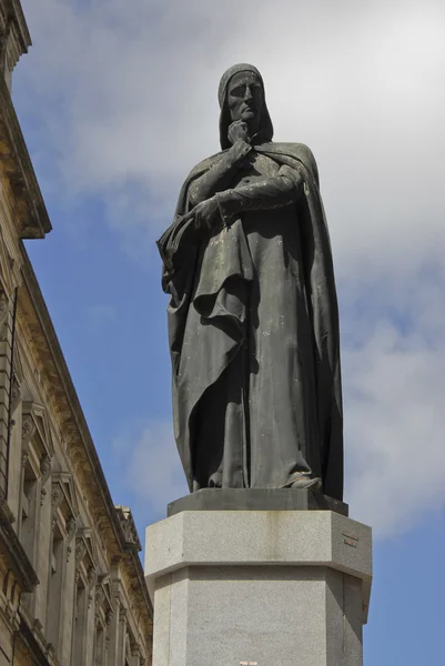 Dante Alighieri statue, Montevideo — Stock Photo, Image