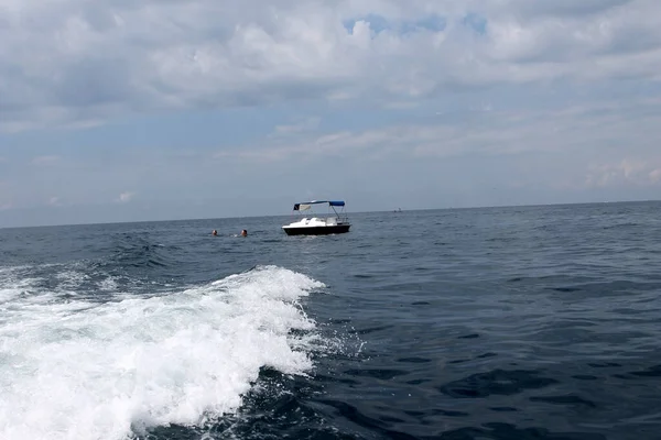 Sea Recreation Beach Summer Fresh Air Boat Speedboat Scooter Yacht — Stock Photo, Image