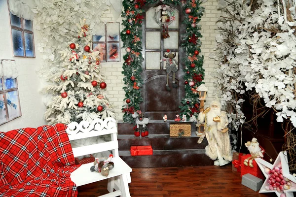 Karácsonyfa Karácsonyi Dekorációval Jogdíjmentes Stock Fotók