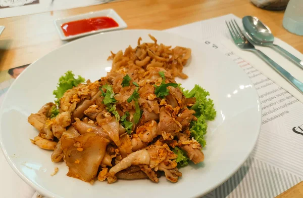 Haşlanmış Domuz Eti Şitake Mantarı Bebek Mısırı Dim Sum Menülerinden — Stok fotoğraf