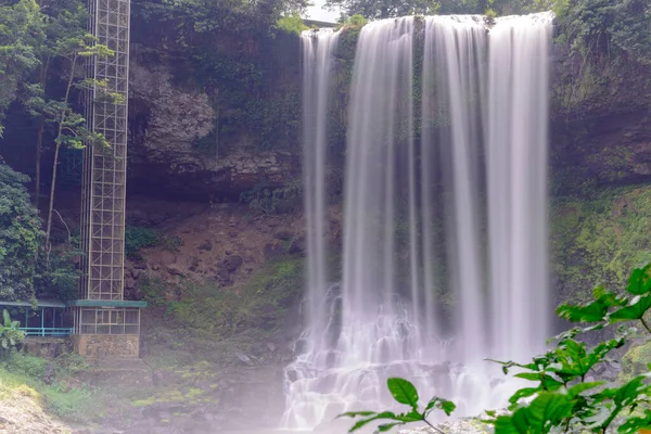 Водоспад Дамбрі Має Висоту Ширину Метрів Середня Кількість Води Становить — стокове фото