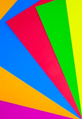 Stok fotoğrafı: Bir sürü renkli el işi kağıt. Fotoğraf seti 26 Temmuz 2021 sabahı çekilmiştir.. 