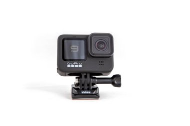 Moskova, Rusya - Novemner 11, 2020: yeni amiral gemisi kamera gopro kahraman 9 siyah. ön görünüm, izole edilmiş beyaz arkaplan...