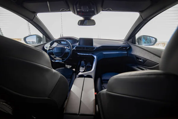 Leeg Interieur Van Moderne Premium Auto Donker Interieur Close Stuurwiel — Stockfoto