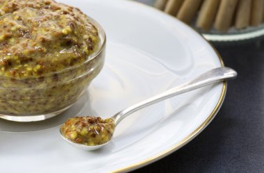 Varlıklı bir hardal