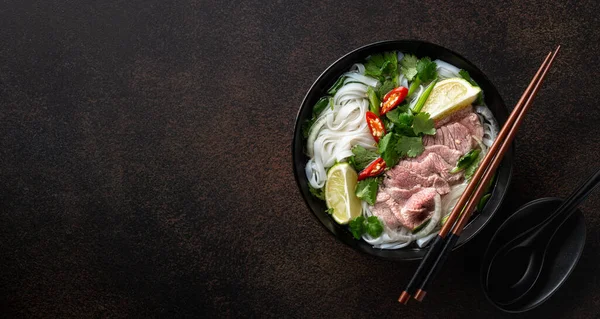 Pho Bo Vietnam çorbası — Stok fotoğraf