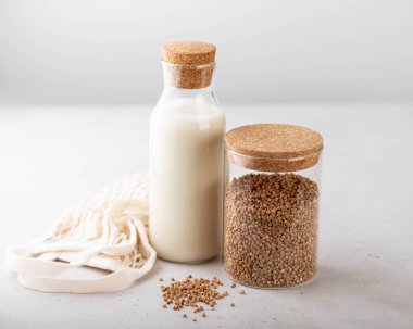 karabuğday ve karabuğday sütü