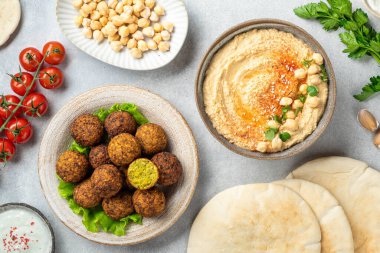Humus, falafel, pide