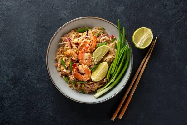 Pad thailändska räkor — Stockfoto