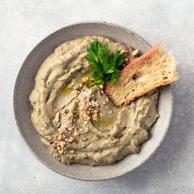 Baba ghanoush veya baba ganoush