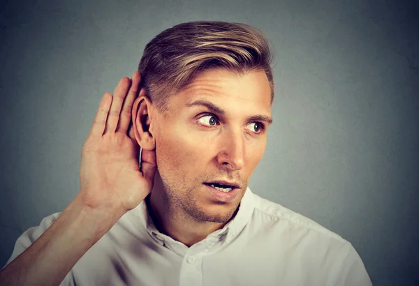 Curious man listening to conversation news eavesdropping — Stock Photo, Image