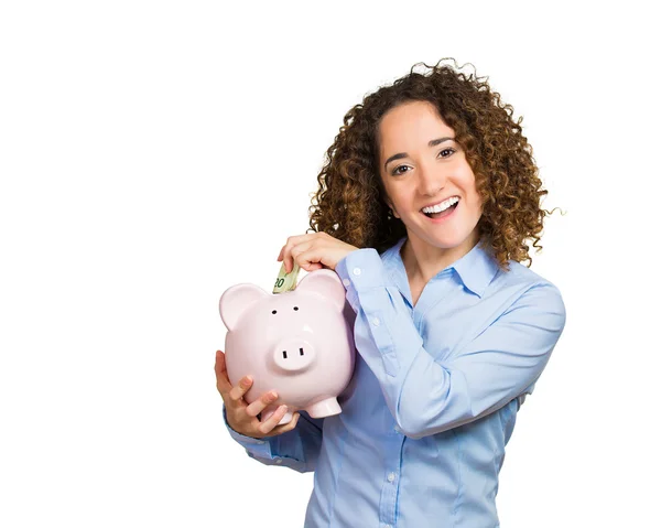 Mulher segurando Piggy Bank — Fotografia de Stock