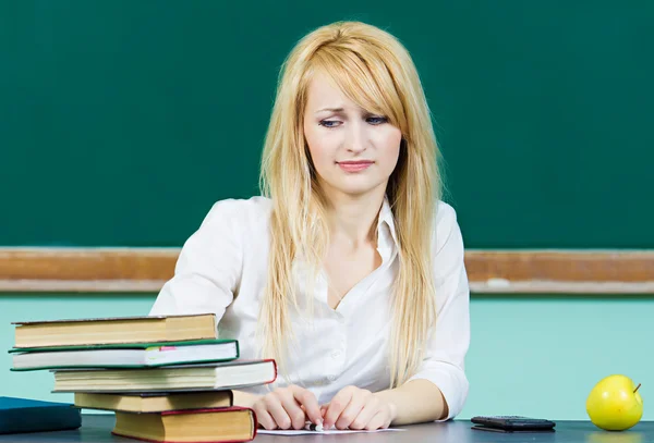 Uttråkad missnöjd student — Stockfoto