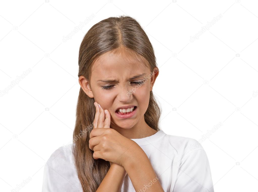 girl with tooth ache