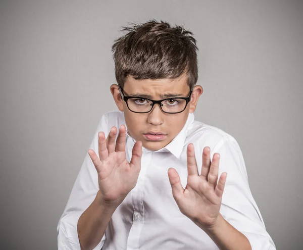 怖がっている少年 — ストック写真