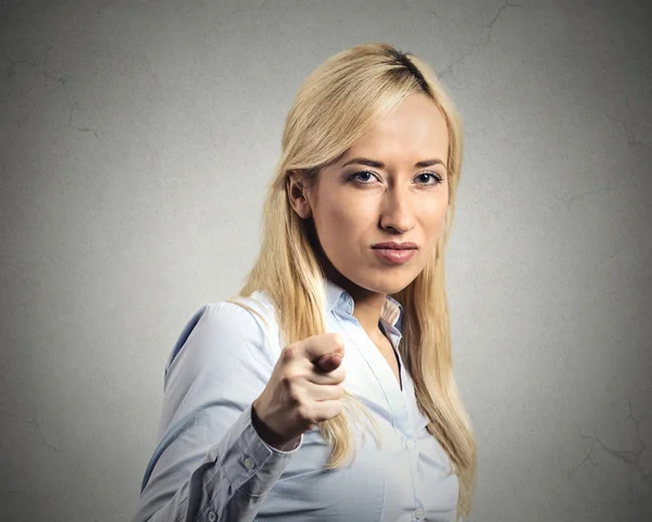 Mujer señalando que obtienes cero — Foto de Stock