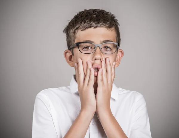 Overwhelmed teenager boy worried — Stock Photo, Image