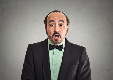 Şaşırmış gibi adam sürpriz.