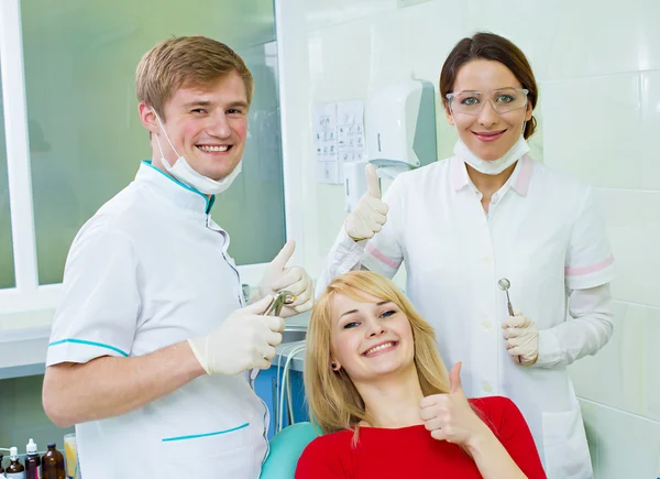 Excelencia en la atención al paciente dental — Foto de Stock