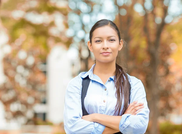 Business woman professional isolated outside indian fall background — Stock Photo, Image