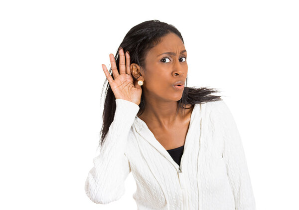 Удивительная женщина от руки до уха втайне слушает на gpp
