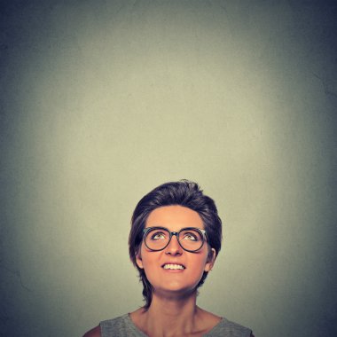 mutlu bir kadın arıyorum