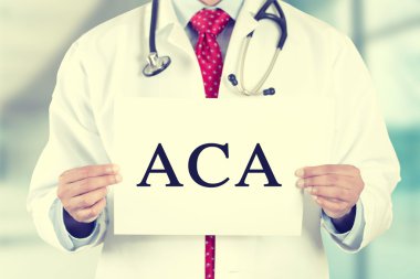 Doktor Aca (uygun bakım Yasası) ileti işaretiyle holding eller