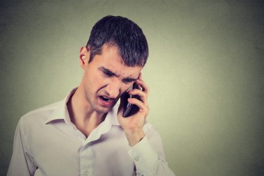 Cep telefonunuzda çığlık öfkeli iş adamı