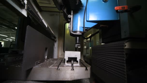 Metalen Onderdeel Vervaardigd Boren Staal Draaibank Machine Motor Technologie Operatie — Stockvideo
